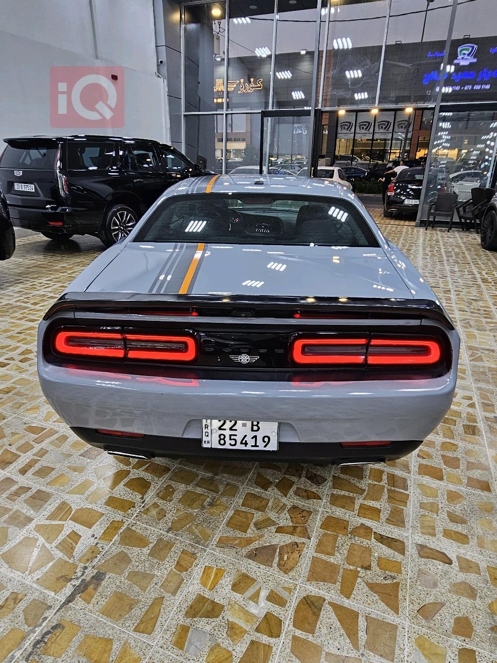 Dodge Challenger